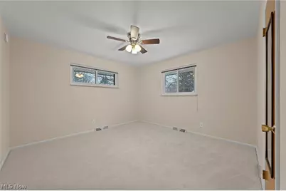 5229 Evergreen Drive, North Olmsted, OH 44070 - Photo 34