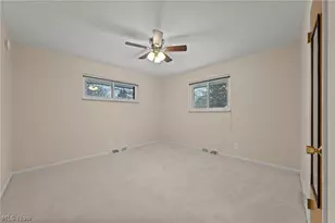 5229 Evergreen Dr, North Olmsted, OH 44070 - Photo 34