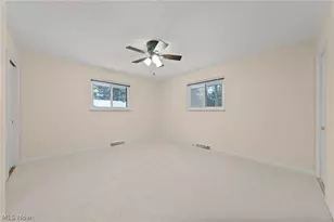 5229 Evergreen Dr, North Olmsted, OH 44070 - Photo 36