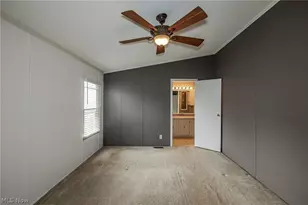 10 Corktree Dr, Olmsted Twp, OH 44138 - Photo 20