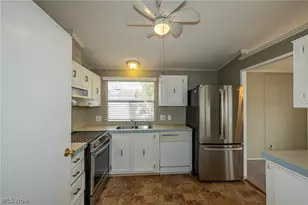 10 Corktree Dr, Olmsted Twp, OH 44138 - Photo 8