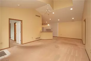 1377 Tylers Mill Ln NE, Massillon, OH 44646 - Photo 6