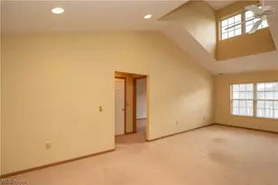 1377 Tylers Mill Ln NE, Massillon, OH 44646 - Photo 8