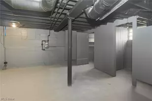 12808 Beachwood Ave, Loveland, OH 44105 - Photo 32