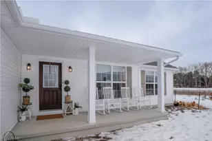 800 Martin Rd, Mogadore, OH 44260 - Photo 4