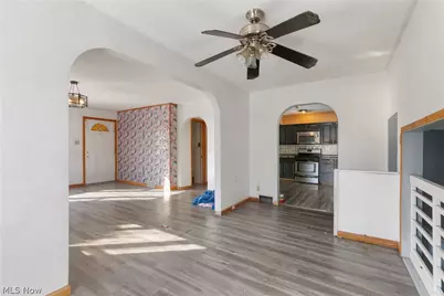 833 Triplett Boulevard, Akron, OH 44306 - Photo 8