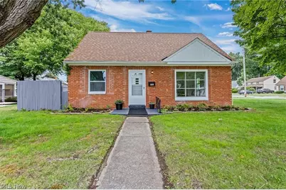 643 E 261st Street, Euclid, OH 44132 - Photo 1