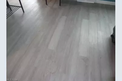 9552 Fernwood Drive, Olmsted Falls, OH 44138 - Photo 4