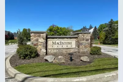 1605 Chapman Way #14, Grandview Heights, OH 44147 - Photo 30