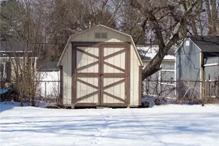 3843 Roosevelt Ave NE, Canton, OH 44705 - Photo 4