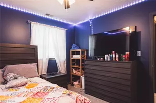 644 Chapel Ln, Campbell, OH 44405 - Photo 16