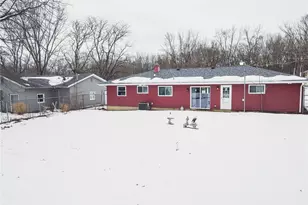 644 Chapel Ln, Campbell, OH 44405 - Photo 24