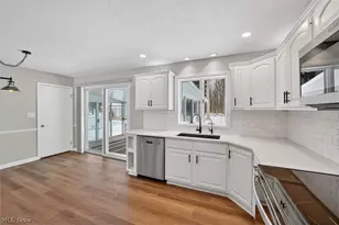 4586 Everhart Dr, Green, OH 44720 - Photo 14