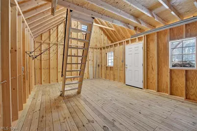 4586 Everhart Drive, Green, OH 44720 - Photo 38