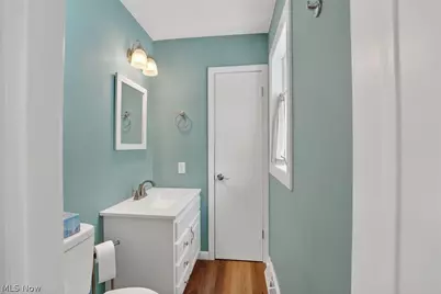 4586 Everhart Drive, Green, OH 44720 - Photo 18