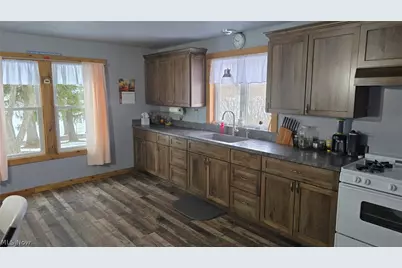 4194 Helsley Fusselman Road, Worthington, OH 44470 - Photo 8