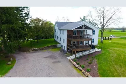 4194 Helsley Fusselman Road, Worthington, OH 44470 - Photo 2