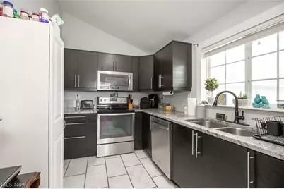 416 Prospect Avenue, Cuyahoga Falls, OH 44221 - Photo 10