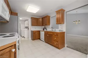 3278 Sumser St NW, North Canton, OH 44720 - Photo 18