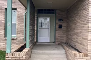 251 1/2 Fair Ave NW, New Philadelphia, OH 44663 - Photo 2