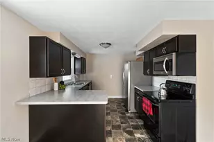 136 S Metzger Ave, Rittman, OH 44270 - Photo 24