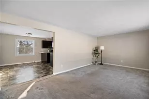 136 S Metzger Ave, Rittman, OH 44270 - Photo 6