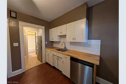 1560 Coutant Avenue, Oakwood, OH 44107 - Photo 6