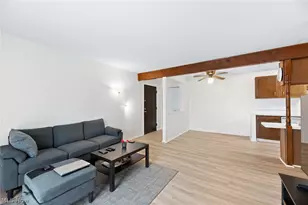 8405 N Akins Rd, North Royalton, OH 44133 - Photo 4