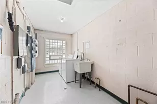 8405 N Akins Rd, North Royalton, OH 44133 - Photo 20