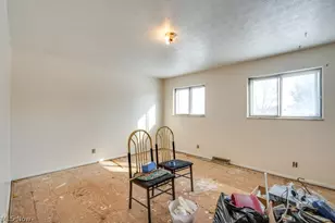 697 Ocean Ave, Akron, OH 44310 - Photo 12