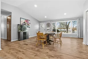 3596 Rolling Ridge Rd NE, Canton, OH 44721 - Photo 10