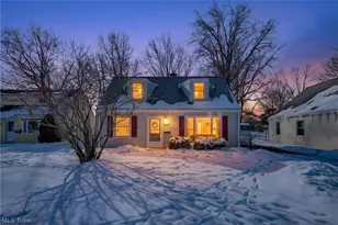 29070 W Willowick Dr, Willowick, OH 44095 - Photo 2