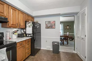 2770 Revere Dr, Cuyahoga Falls, OH 44223 - Photo 8