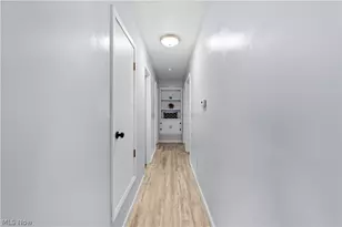 128 Oakwood Dr, Avon Lake, OH 44012 - Photo 12