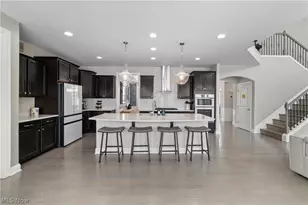 102 Harvester Dr, Copley, OH 44321 - Photo 10