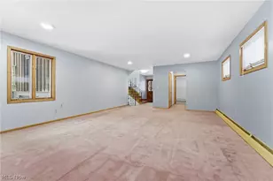 3812 N Glenridge Rd, Akron, OH 44319 - Photo 24