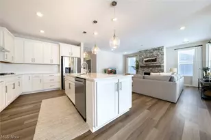 12827 Annabell Dr, Columbia Station, OH 44028 - Photo 14