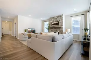 12827 Annabell Dr, Columbia Station, OH 44028 - Photo 8