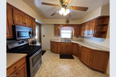 1924 Westwood Drive NW, Warren, OH 44485 - Photo 6