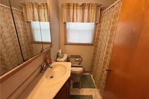 1924 Westwood Dr NW, Warren, OH 44485 - Photo 8