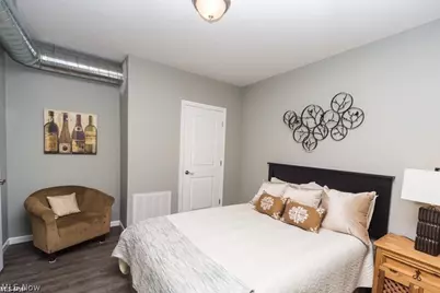 14814 Clifton Boulevard #203, Oakwood, OH 44107 - Photo 2