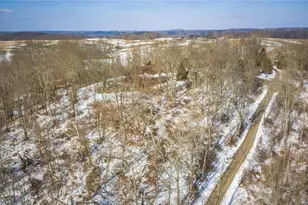 18028 Winterset Ln, Lore City, OH 43755 - Photo 38