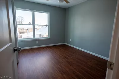 161 High Street, Elyria, OH 44035 - Photo 8