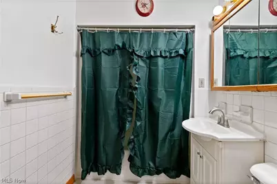 1544 Wyandotte Avenue, Oakwood, OH 44107 - Photo 18