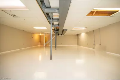 449 Westchester Drive SE, Warren, OH 44484 - Photo 40