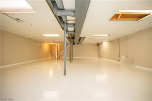 449 Westchester Dr SE, Warren, OH 44484 - Photo 40