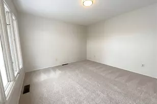 5896 Mills Creek Ln, North Ridgeville, OH 44039 - Photo 12