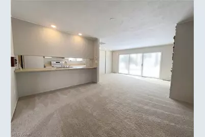 5896 Mills Creek Lane, North Ridgeville, OH 44039 - Photo 12