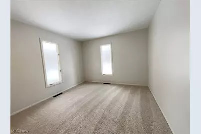 5896 Mills Creek Lane, North Ridgeville, OH 44039 - Photo 18