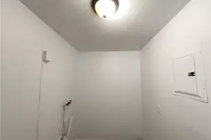 832 S Logan St, Elyria, OH 44035 - Photo 14